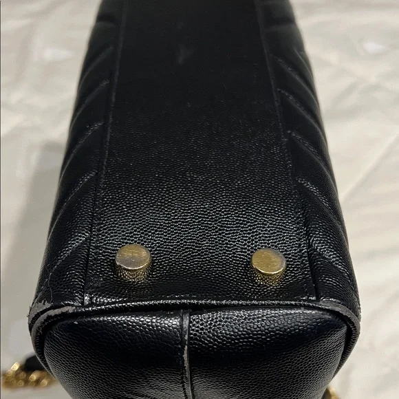 Yves Saint Laurent Black Quilted Shoulder Bag with Gold Chains - Picture 8 of 9